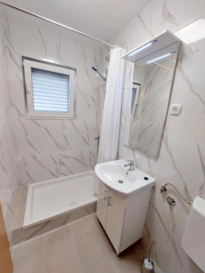 Apartmani Korljan Gradac  Extérieur photo