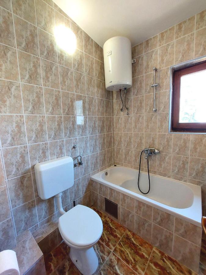Apartmani Korljan Gradac  Extérieur photo